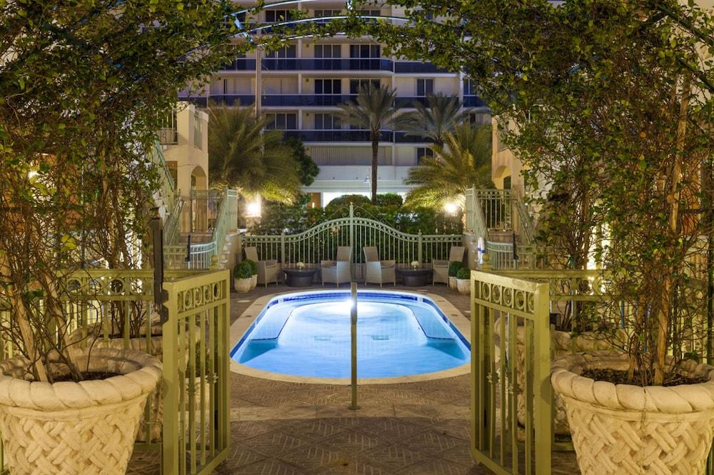 Sun Harbour Boutique Hotel Bal Harbour Екстер'єр фото
