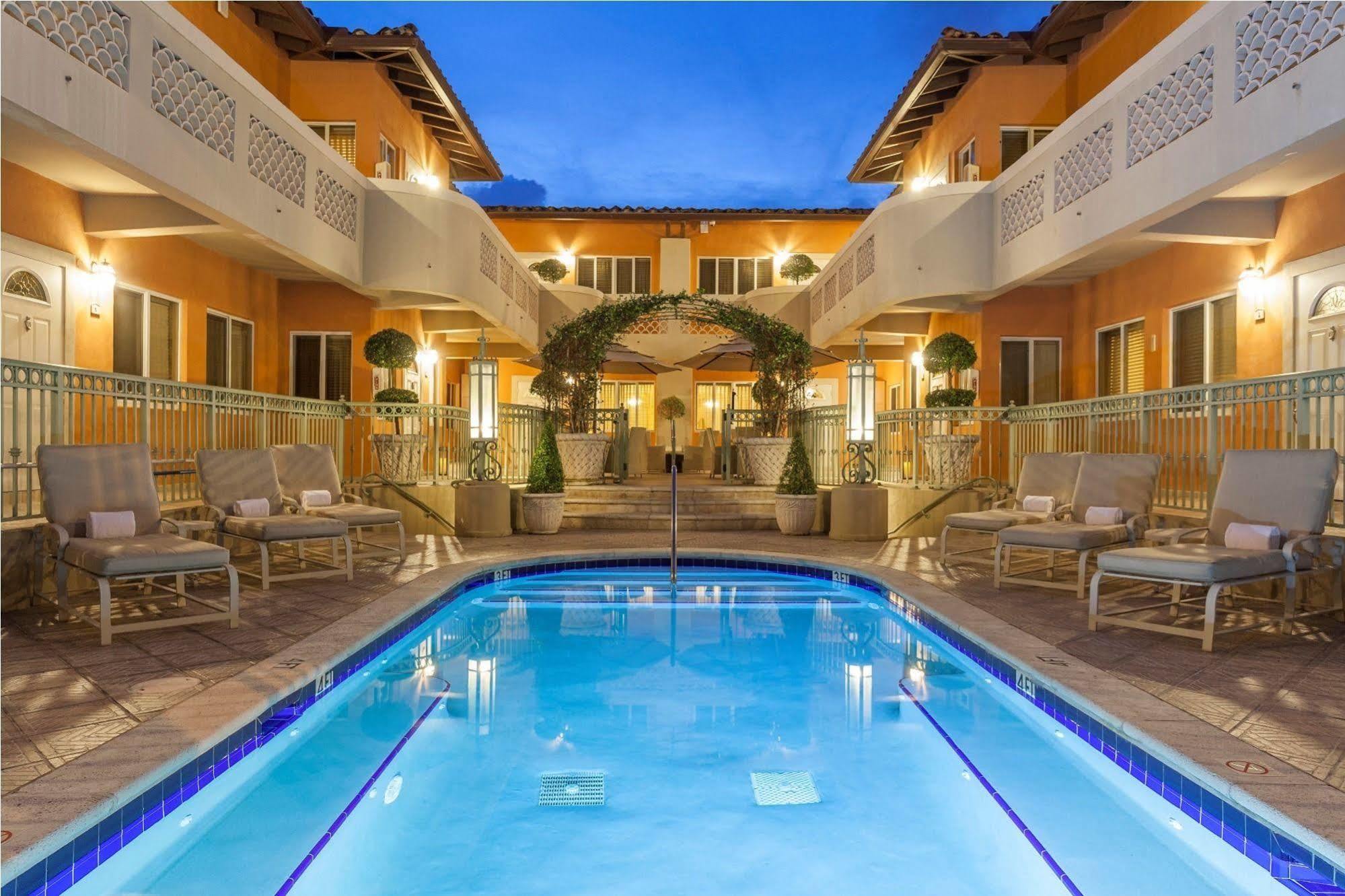 Sun Harbour Boutique Hotel Bal Harbour Екстер'єр фото
